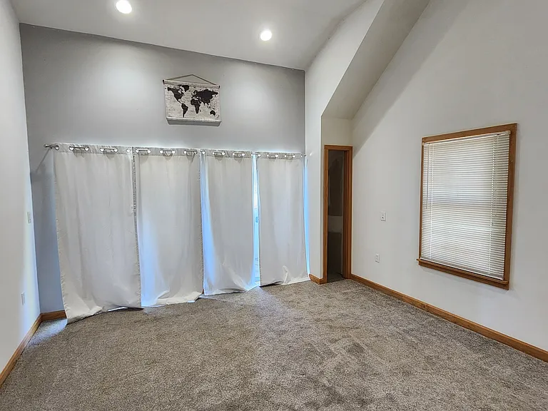 626 Water St — Photo 10