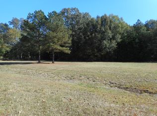 Ten Ln, Starkville, MS 39759