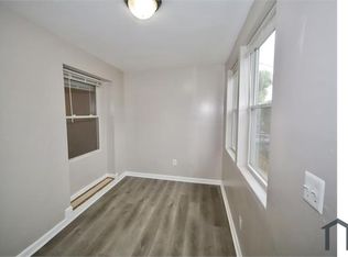 1633 E St NE APT 3, Washington, DC 20002