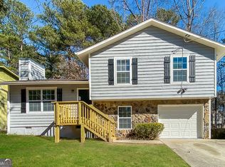 7270 Connell Rd, Fairburn, GA 30213