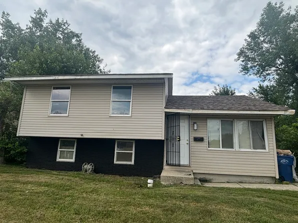 1436 Congress Ln, Ford Heights, IL 60411