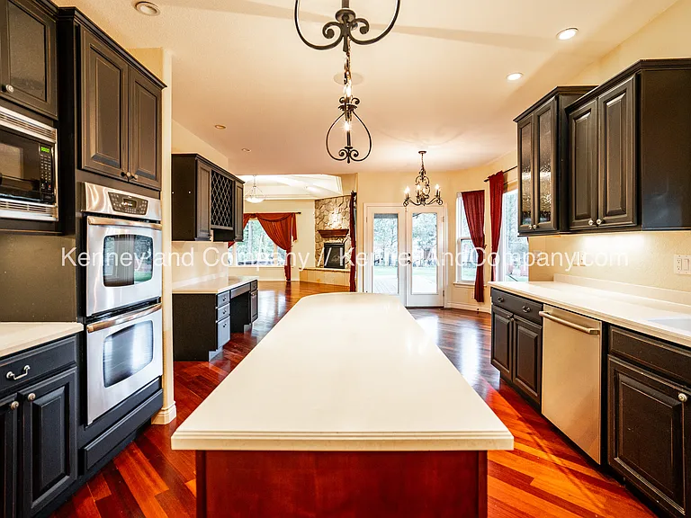 155 Indian Wells Ln — Photo 13