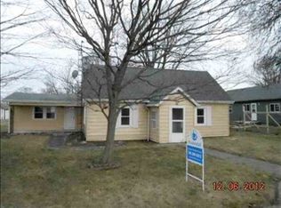 124 W Central Ave, Redkey, IN 47373