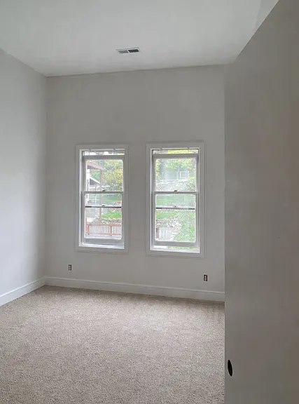 Room without furniture