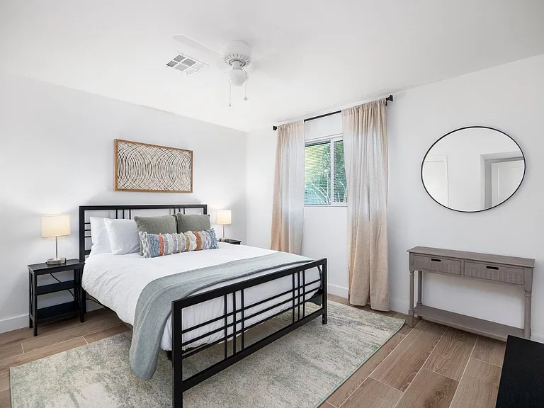 6911 E Monterey Way — Photo 2