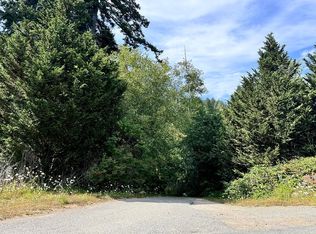 17724 Carpenterville Rd, Brookings, OR 97415