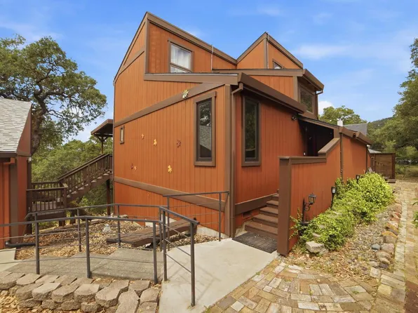 26807 Oak Knoll Terrace, Cloverdale, CA 95425