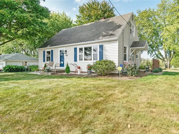 5591 Ravenna Ave, Louisville, OH 44641