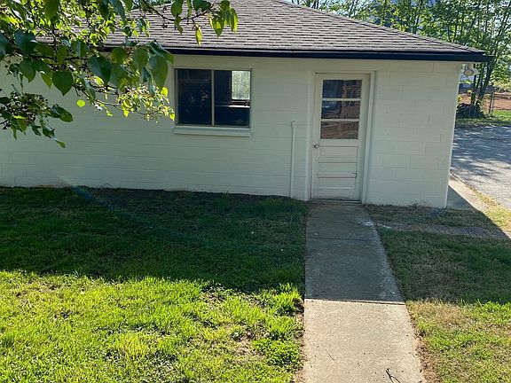 4th image of 286 Paula Ln