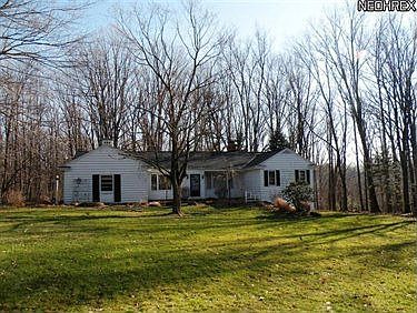 1st image of 192 S Strawberry Ln
