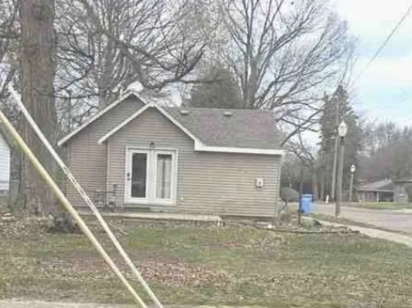 100 Fenton St, Lansing, MI 48910
