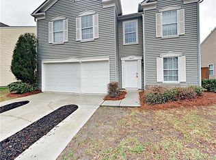 12807 Silvaire Farm Rd, Charlotte, NC 28278