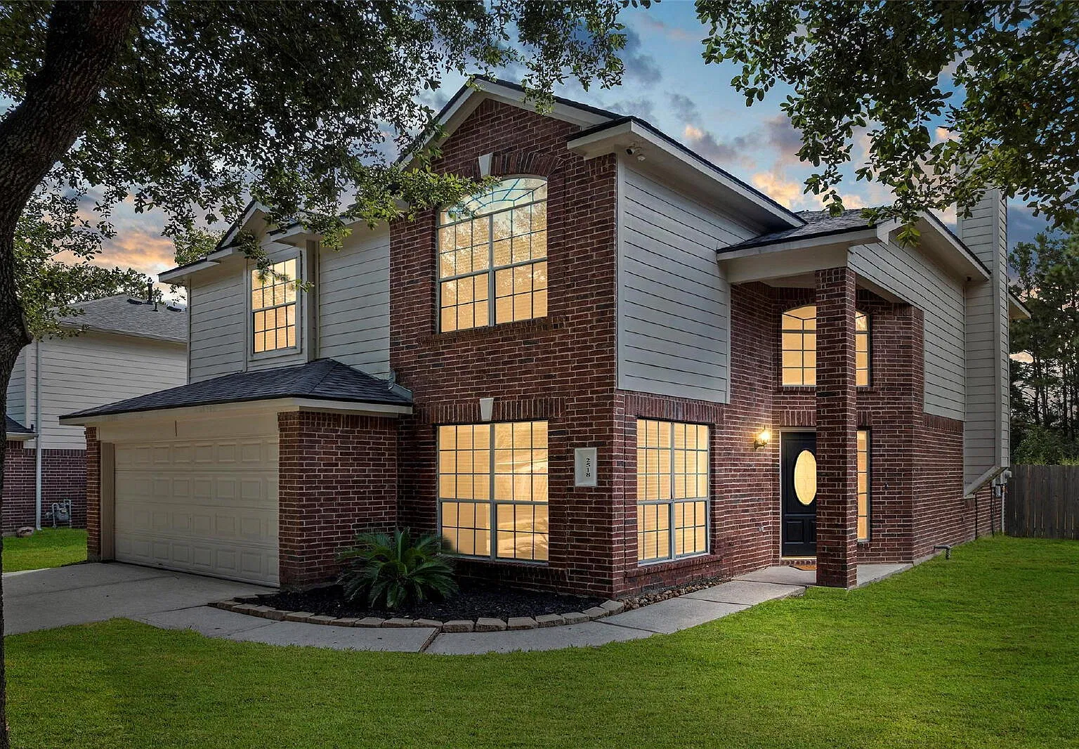 3 bed, 2.5 bath, 2654 sqft, $2,250 — Photo 2