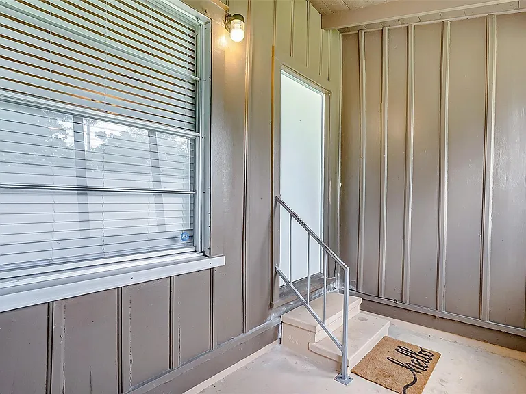4440 Castor St — Photo 4