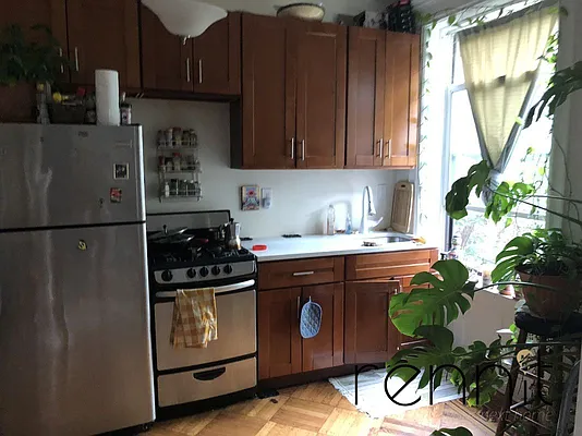 Rented by Rennit Inc. | media 7