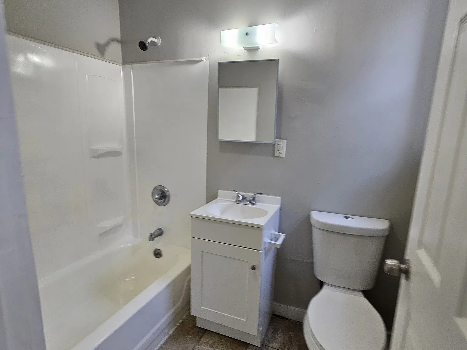 2 bed, $1,400 — Photo 3