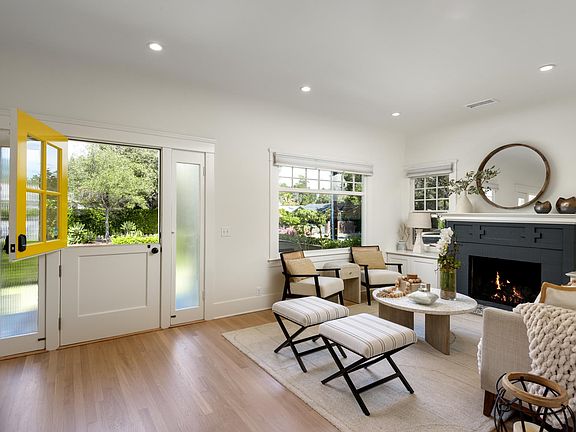 5th image of 2201 Oak Park Ln