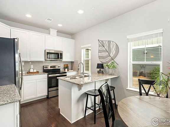 5th image of 3051 County Fair Ln #1