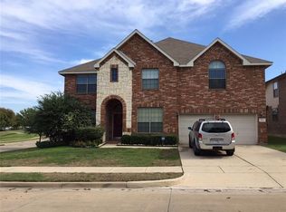 1001 Long Pointe Ave, Fort Worth, TX 76108