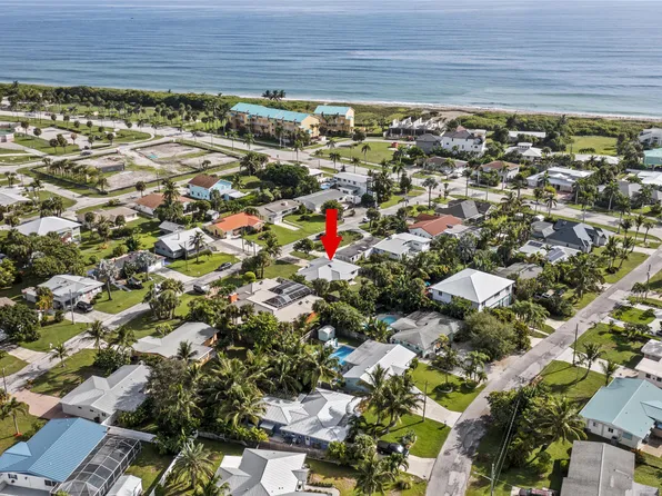 1915 Eucalyptus Avenue, Fort Pierce, FL 34949