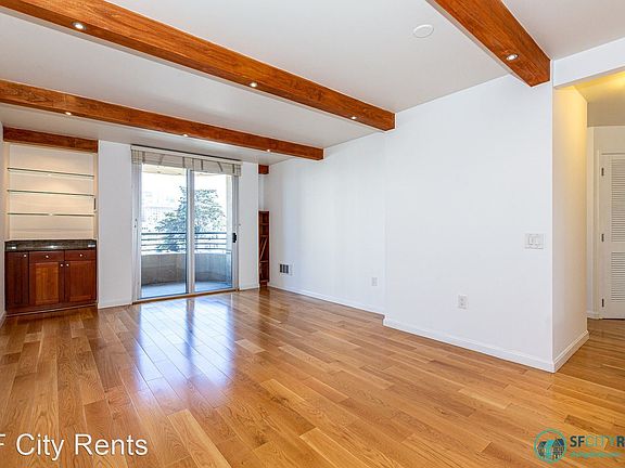 5th image of 1701 Jackson St APT 402