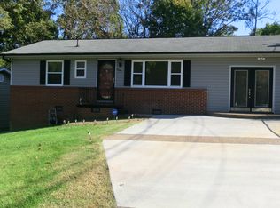 2844 London Cir, Knoxville, TN 37917