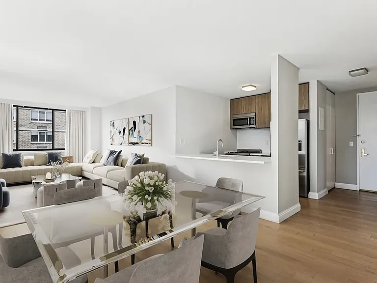 345 E 94th St #6D — Photo 1