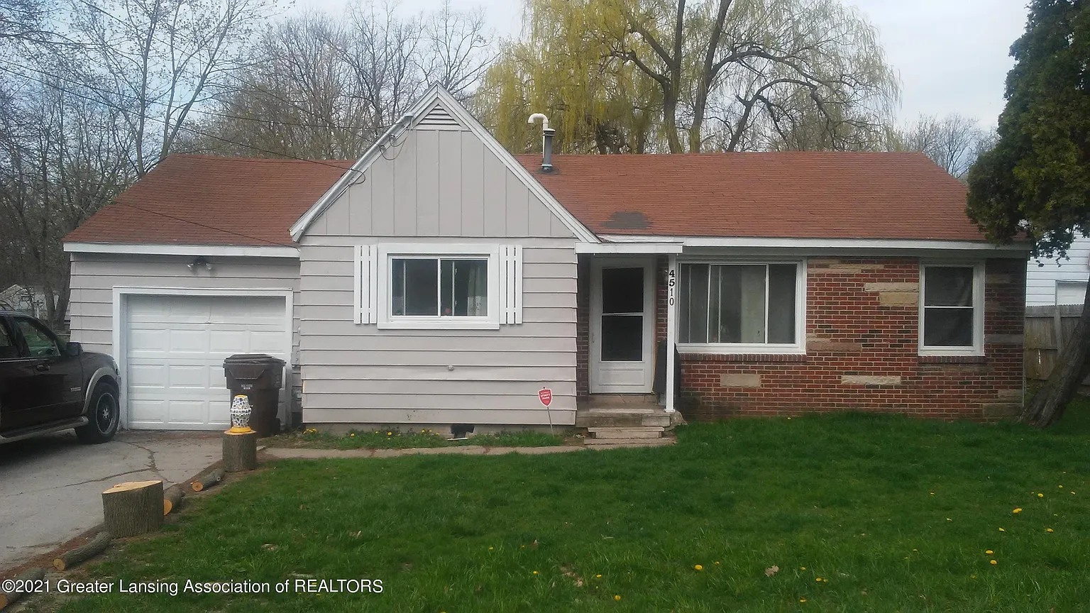 4510 Christiansen Rd photo 1