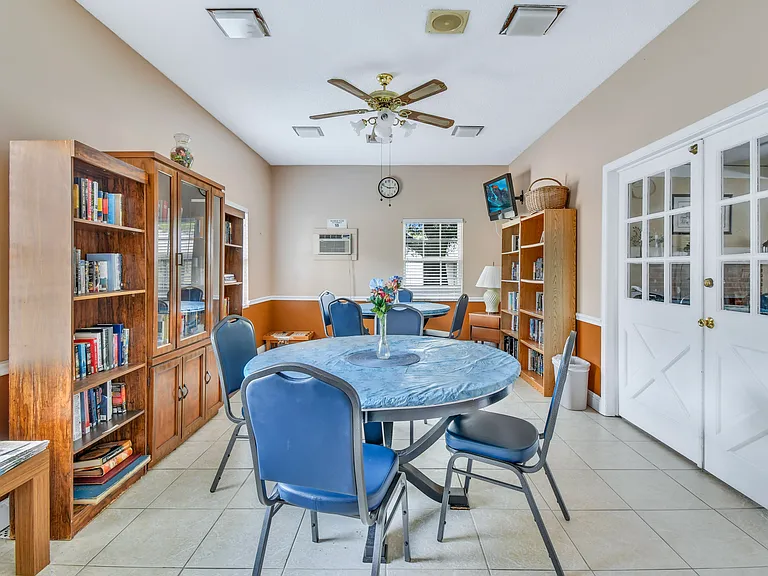 4215 E Bay Dr #1805E — Photo 40