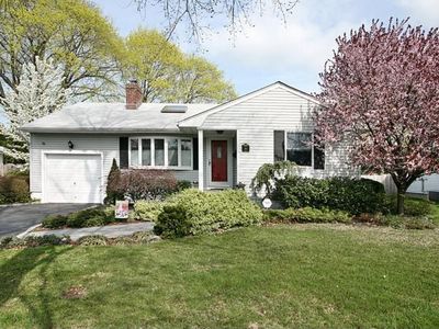 48 Gary Rd, Syosset, NY, 11791