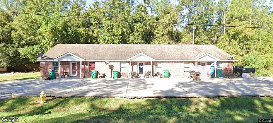 3 bed, 1050 sqft, $925 — Photo 1