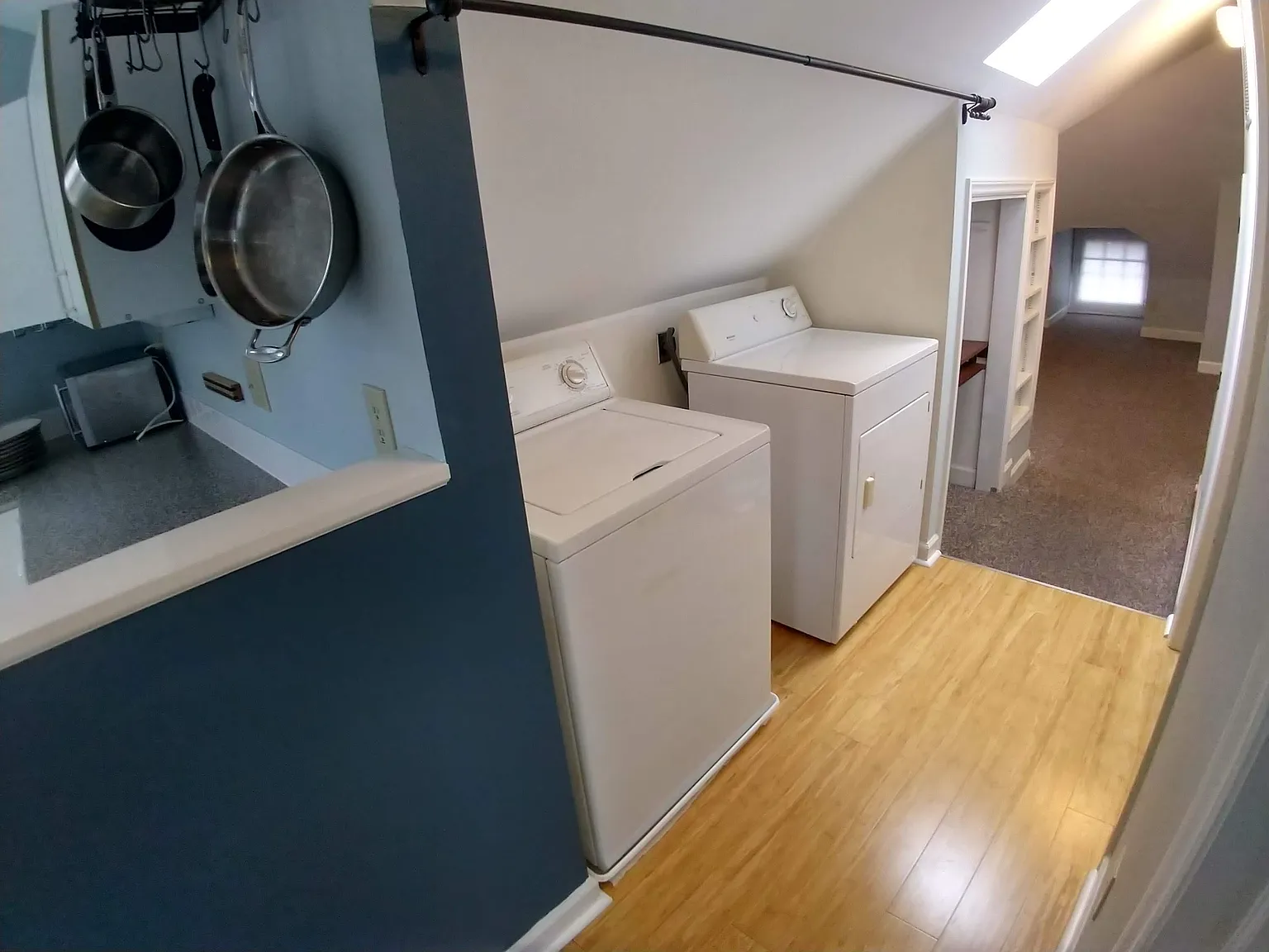 1 bed, 766 sqft, $1,100 — Photo 4