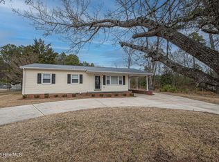 3314 Dobbs Farm Rd, Kinston, NC 28504