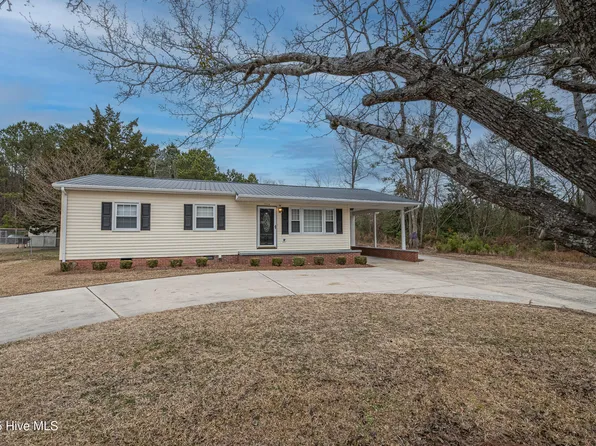 3314 Dobbs Farm Road, Kinston, NC 28504