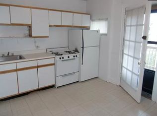 7309 N Greenview Ave #2F, Chicago, IL 60626