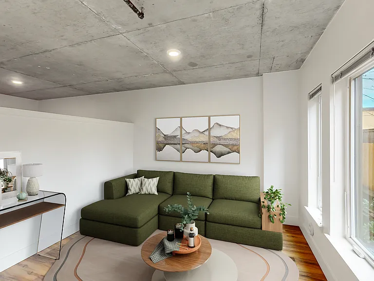 Dunn Motors Apartments — Photo 10