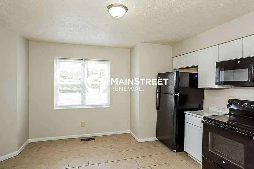 4250 Braemar Dr — Photo 4