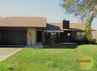 4982 SE 187th Ct, Ocklawaha, FL 32179