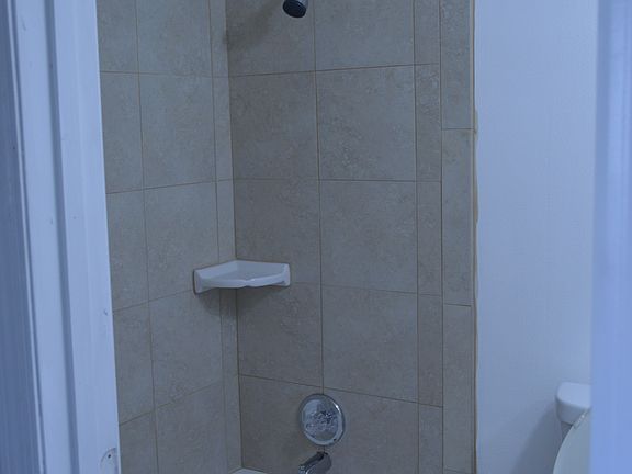 3rd image of 1137 Wilmington Dr