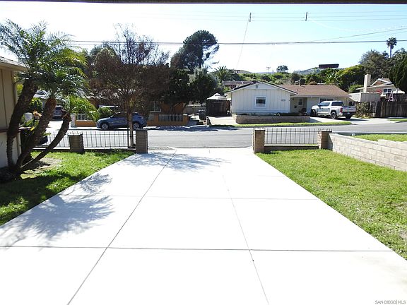 4th image of 6469 E Lake Dr
