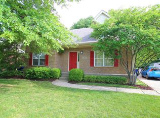 3905 Fieldside Cir, Louisville, KY 40299