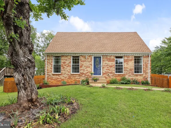 5366 Seneca Ct, Woodbridge, VA 22193