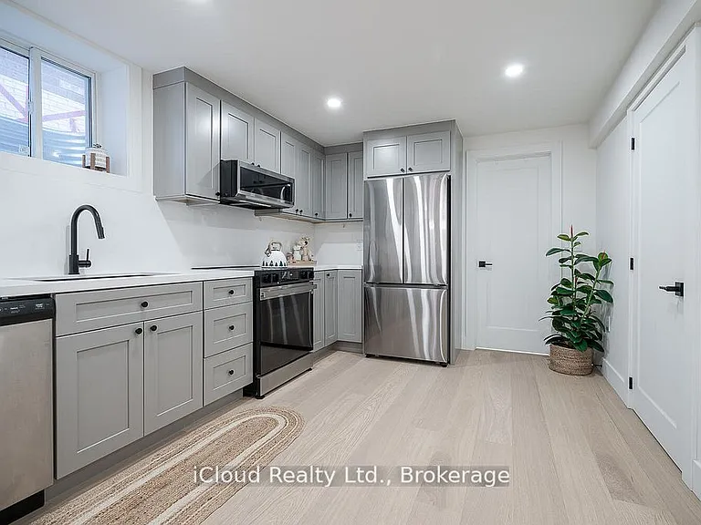 5389 Kindos St — Photo 38
