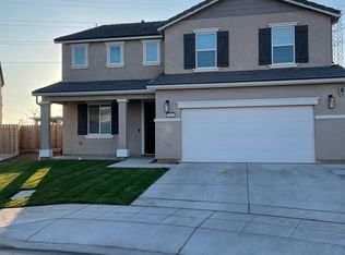 7015 N Shiraz Ave, Fresno, CA 93722