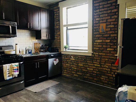 2nd image of 3418 N Elaine Pl #2