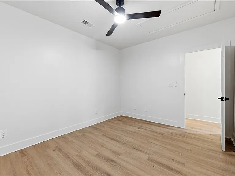 320 Shoal Creek Rd #101 — Photo 15