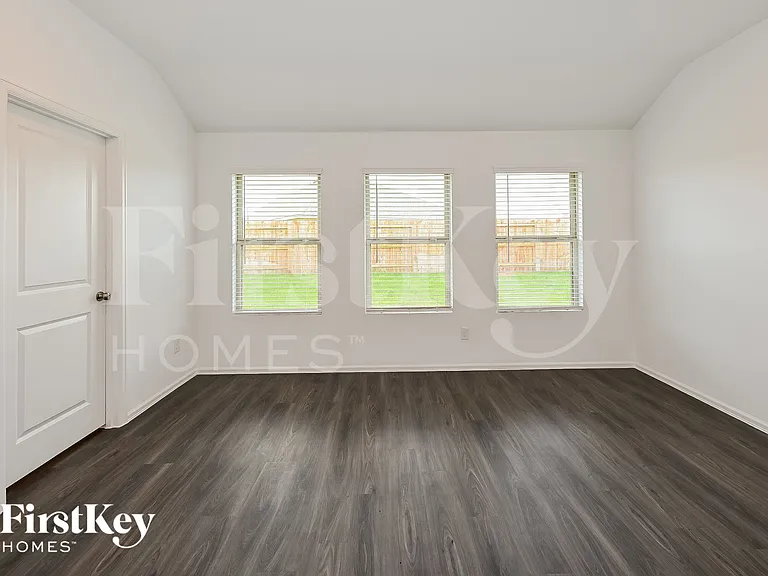 5228 Pine Pass Dr — Photo 7