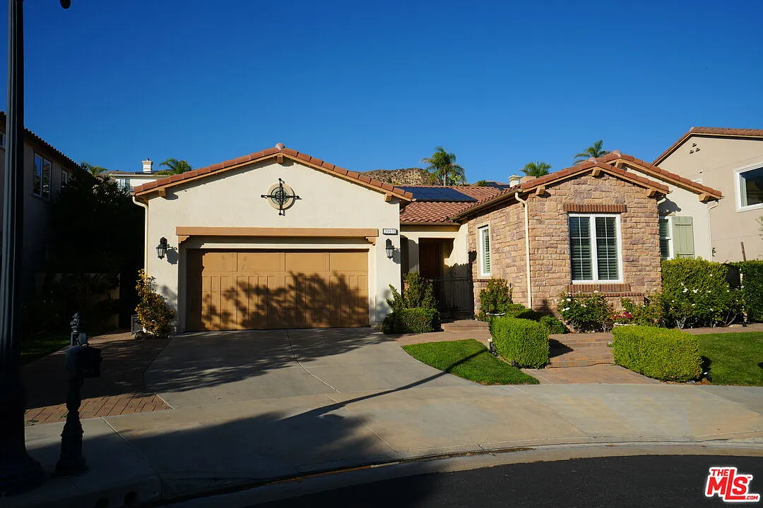 4 bed, 4.0 bath, 3051 sqft, $7,000 — Photo 1