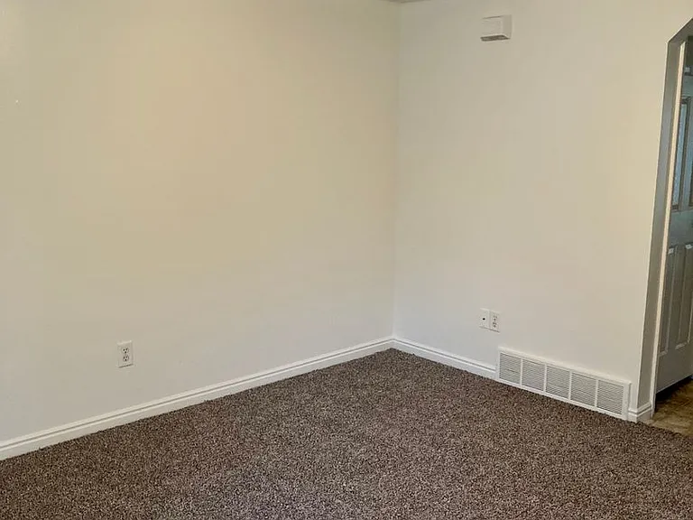 2421 N 400 E #N3 — Photo 3