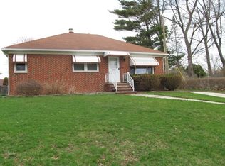 7423 Craigmere Dr, Middleburg Heights, OH